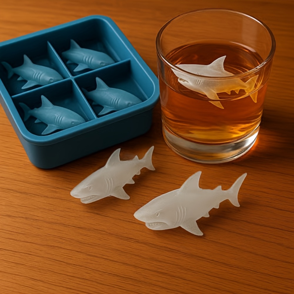 Kitchen Gadgets You Must Have - Stampo per Cubetti di Ghiaccio in
