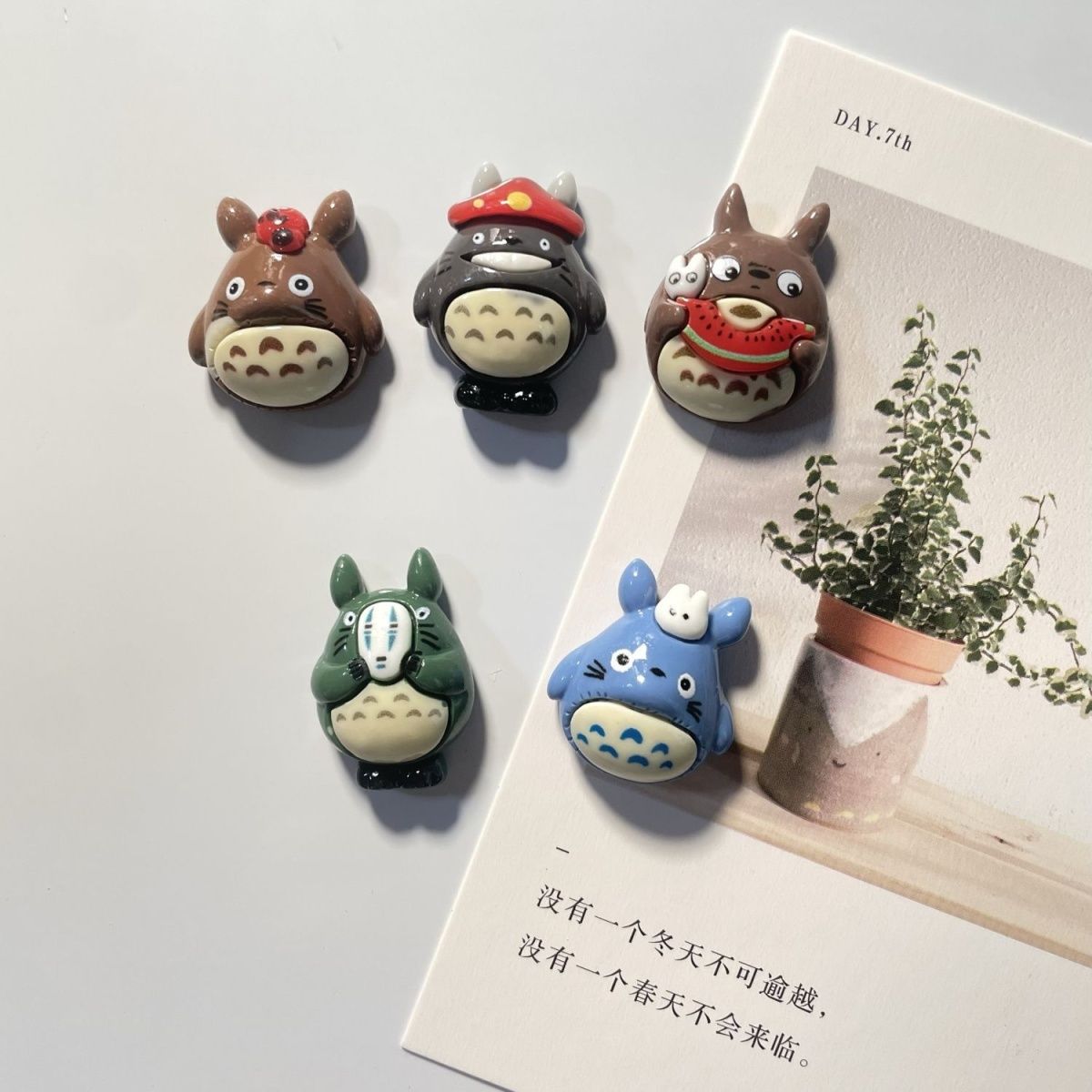Kitchen Gadgets Website - Magnete per Frigorifero in Resina Totoro,