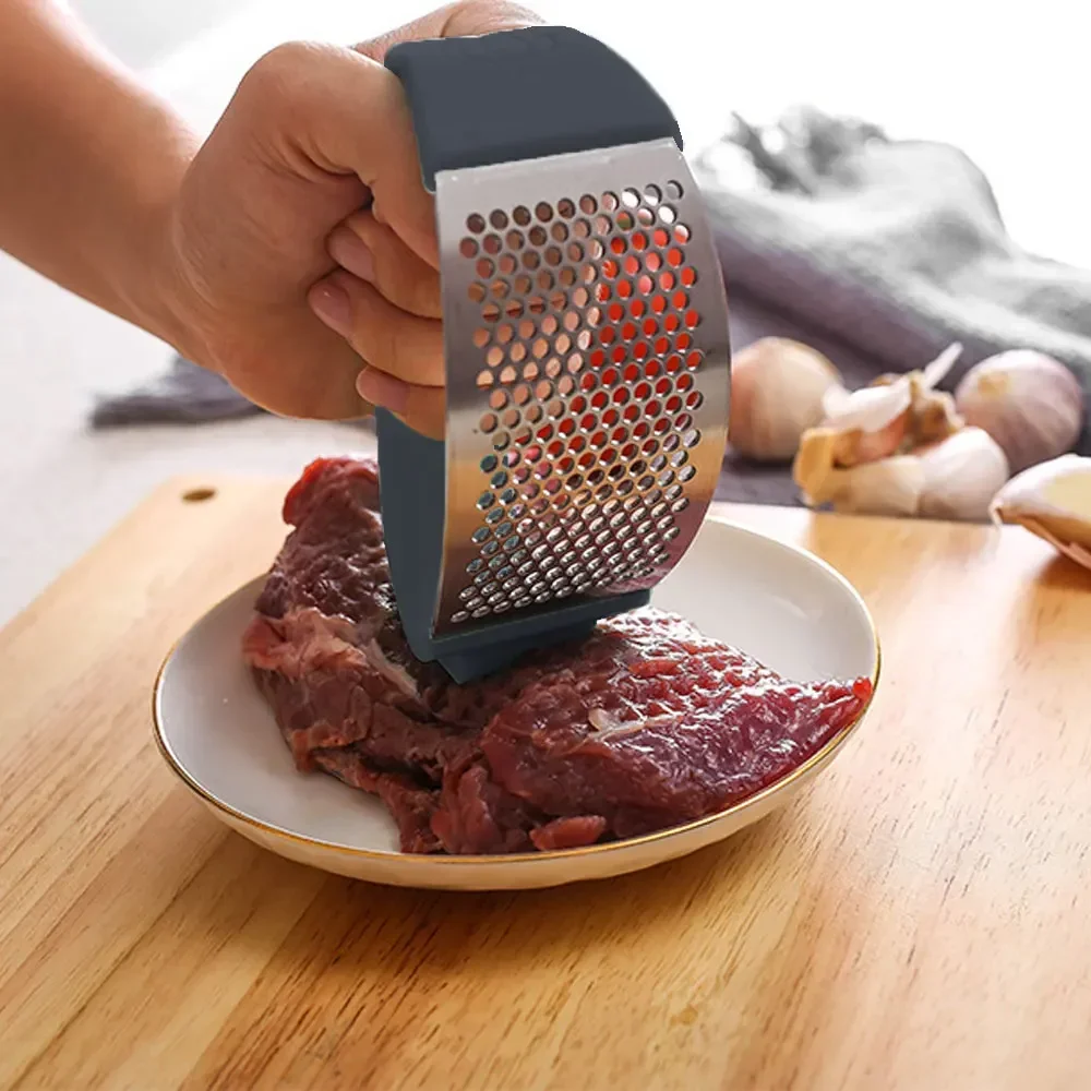 Tritatutto Manuale in Acciaio  - Manual Garlic Press recensione e prezzo