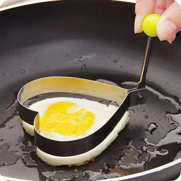 Stampo per uova fritte a forma - Kitchen Gadgets You Must Have recensione e prezzo