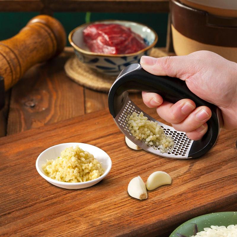 Tritatutto per Aglio in Acciai - Manual Garlic Press recensione e prezzo